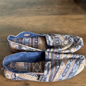 Women’s Sketchers Bobs Patterned Slip-On Shoes - Brown and Blue